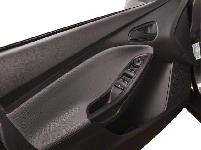 2012 Ford Focus 5dr HB SE