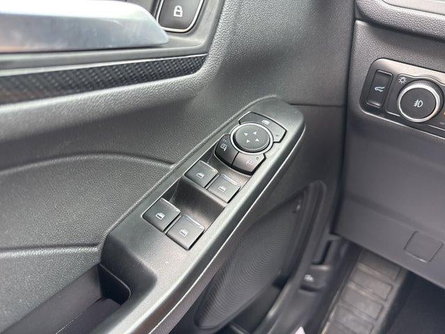 2025 Ford Escape ST-Line Select AWD