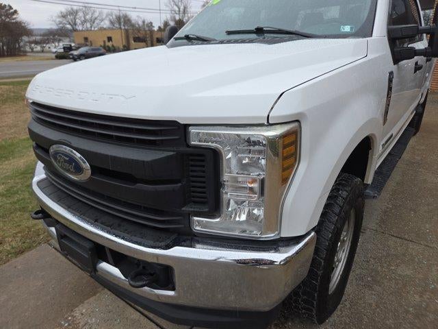 2018 Ford Super Duty F-350 SRW XL 4WD Crew Cab 6.75' Box