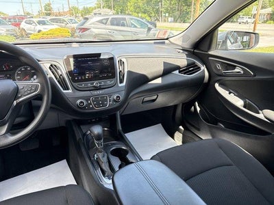 2025 Chevrolet Malibu LT