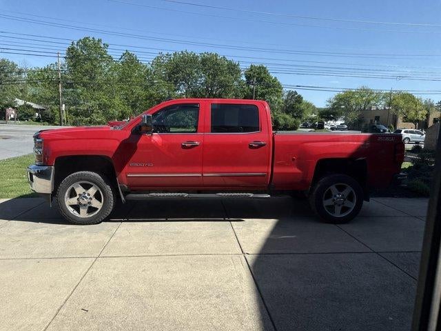 2016 Chevrolet Silverado 2500 HD Crew Cab Standard Box 4-Wheel Drive LTZ