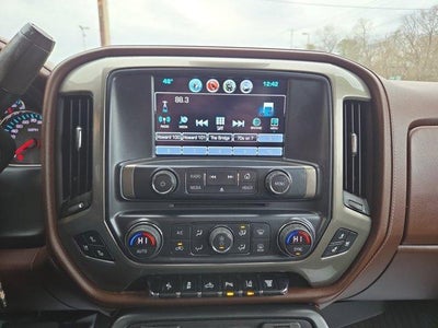 2019 Chevrolet Silverado 3500 HD Crew Cab Standard Box 4-Wheel Drive High Country