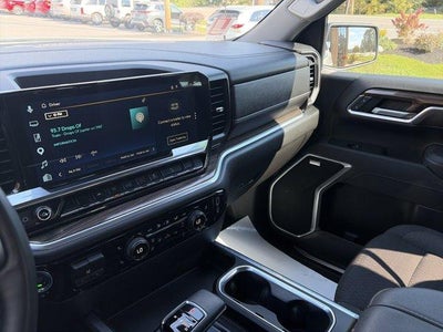 2025 Chevrolet Silverado 1500 Crew Cab Standard Box 4-Wheel Drive RST
