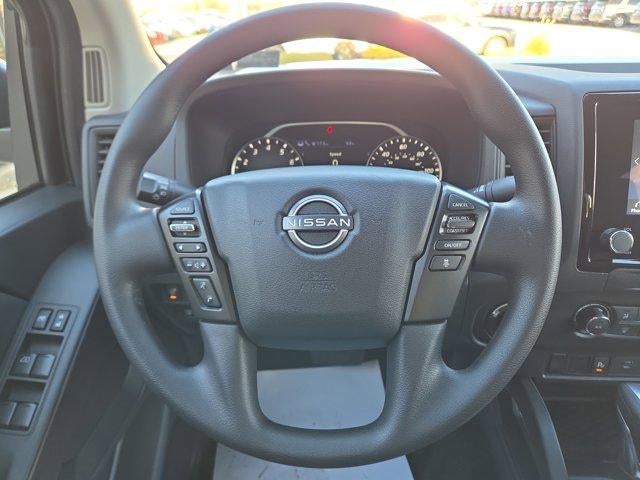 2022 Nissan Frontier Crew Cab 4x4 S Auto