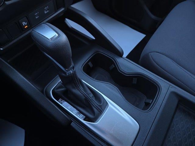 2022 Nissan Frontier Crew Cab 4x4 S Auto