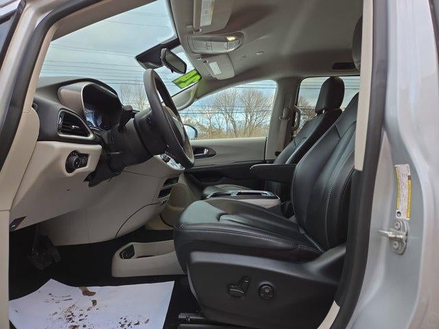 2024 Chrysler Pacifica Touring L FWD