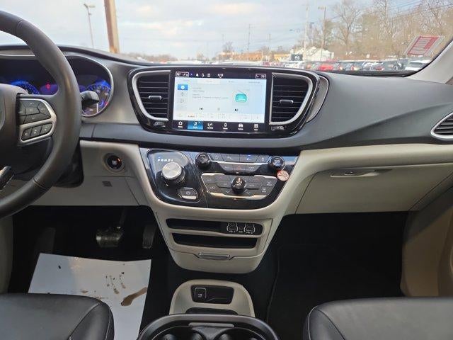 2024 Chrysler Pacifica Touring L FWD