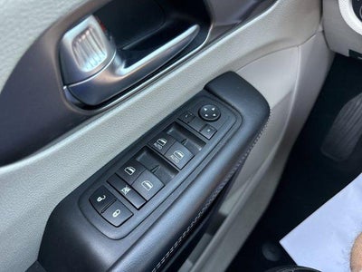 2023 Chrysler Pacifica Touring L FWD