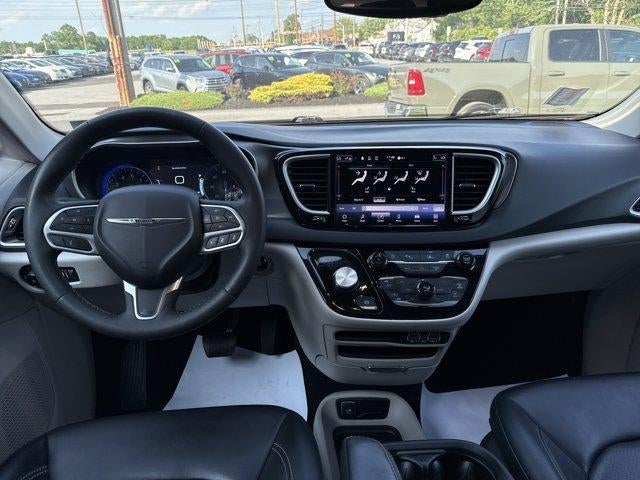 2023 Chrysler Pacifica Touring L FWD