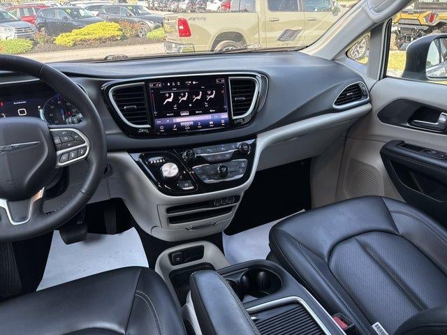 2023 Chrysler Pacifica Touring L FWD