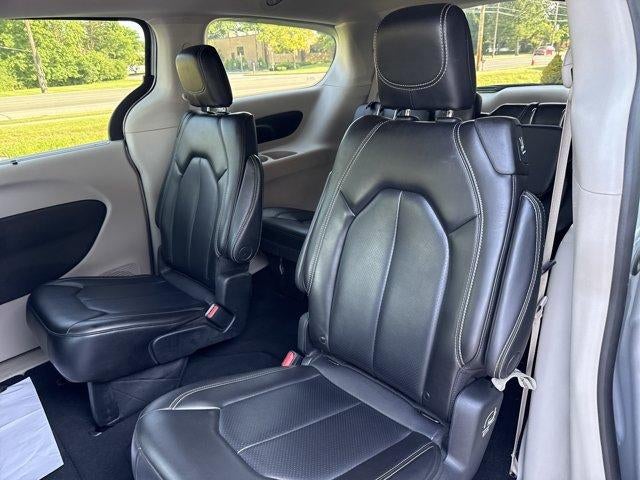 2023 Chrysler Pacifica Touring L FWD