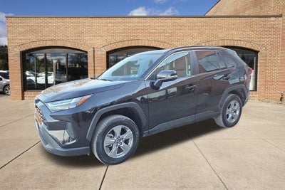 2025 Toyota RAV4 XLE AWD (Natl)