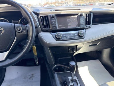 2016 Toyota RAV4 FWD 4dr XLE (GS)