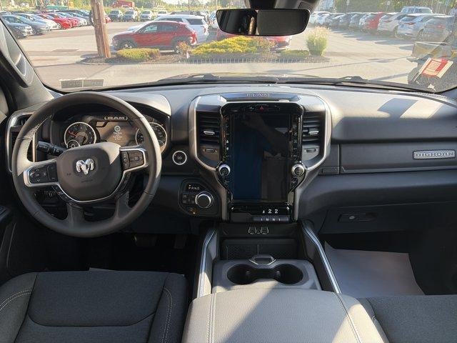 2026 RAM 1500 Big Horn 4x4 Crew Cab 5'7" Box