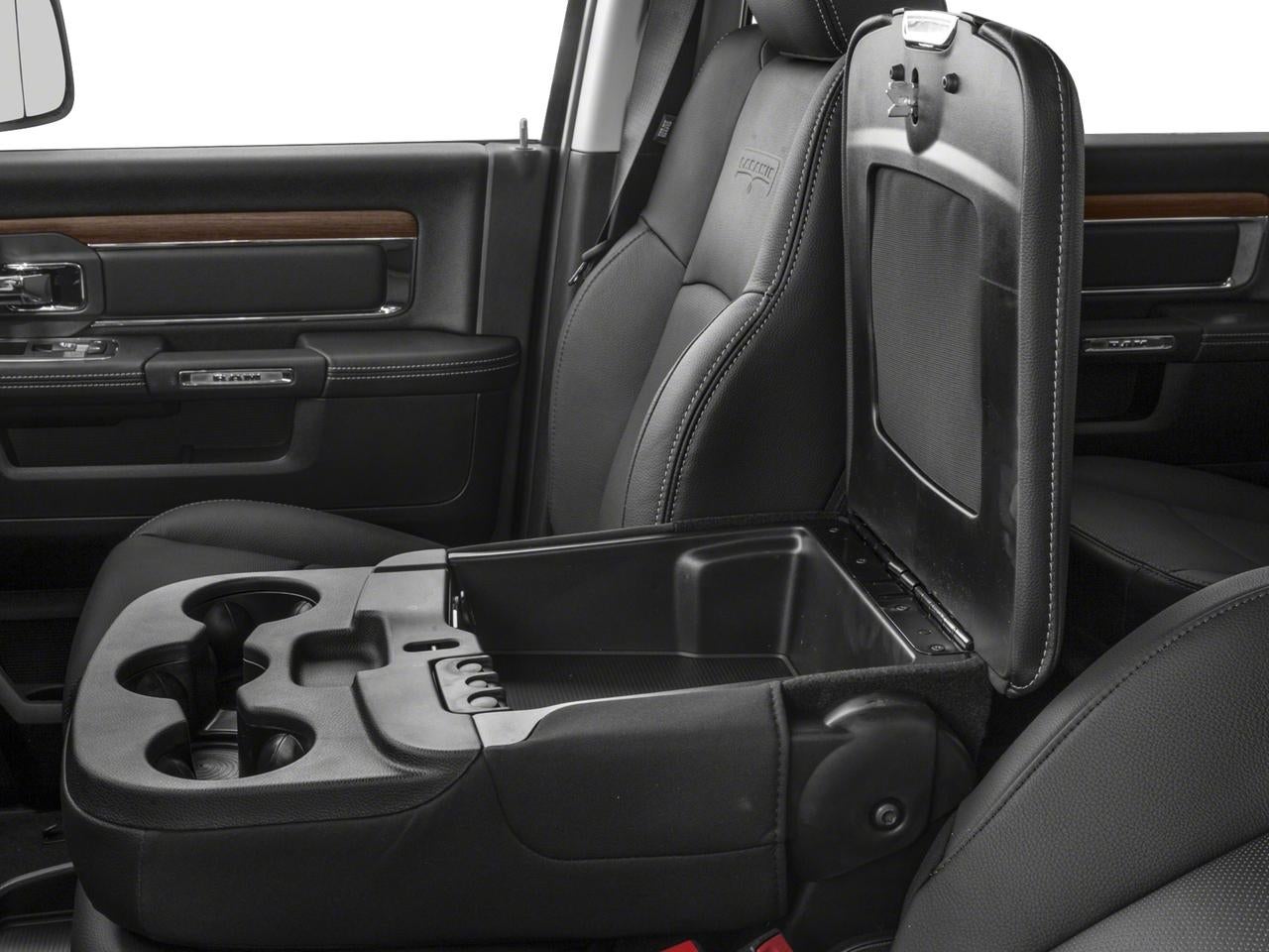 2017 RAM 2500 Laramie 4x4 Crew Cab 6'4" Box