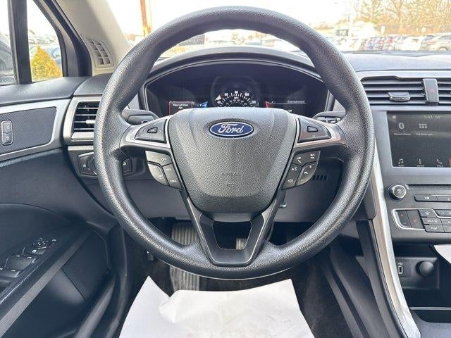2018 Ford Fusion SE FWD