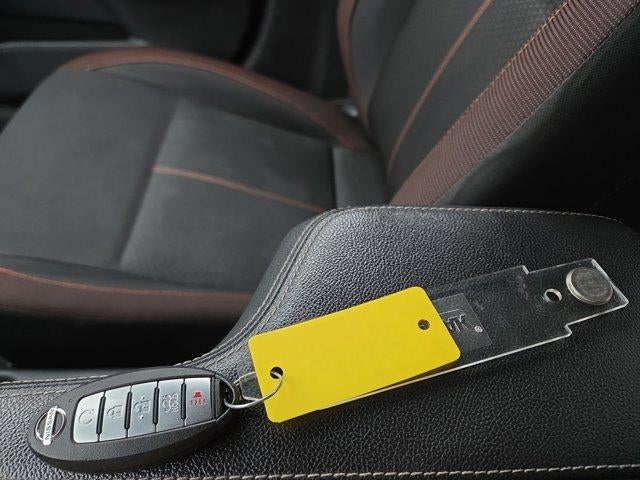 2021 Nissan Versa SR CVT