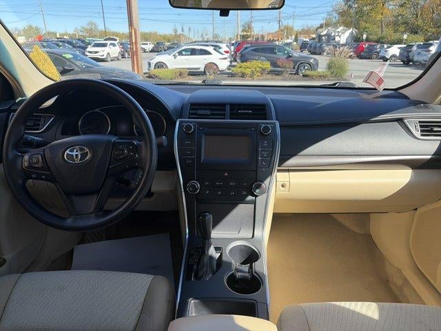 2016 Toyota Camry 4dr Sdn I4 Auto LE (SE)