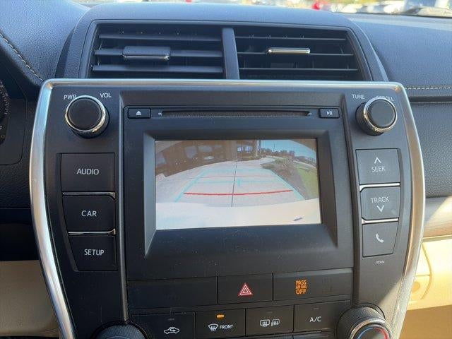 2016 Toyota Camry 4dr Sdn I4 Auto LE (SE)