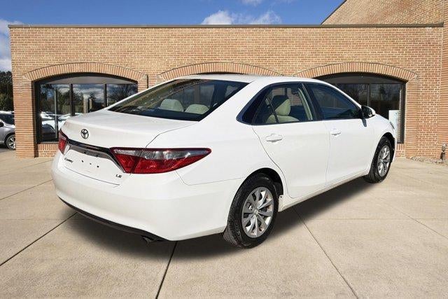 2016 Toyota Camry 4dr Sdn I4 Auto LE (SE)