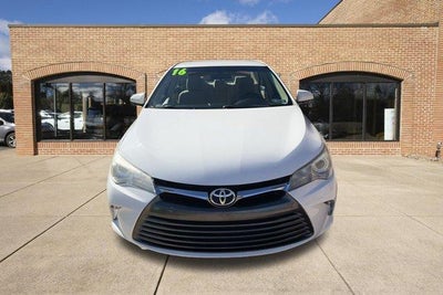 2016 Toyota Camry 4dr Sdn I4 Auto LE (SE)