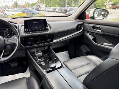 2021 Nissan Rogue AWD SV
