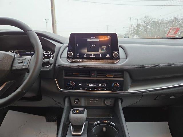 2025 Nissan Rogue AWD SV