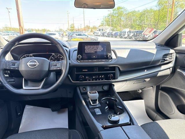 2025 Nissan Rogue AWD SV