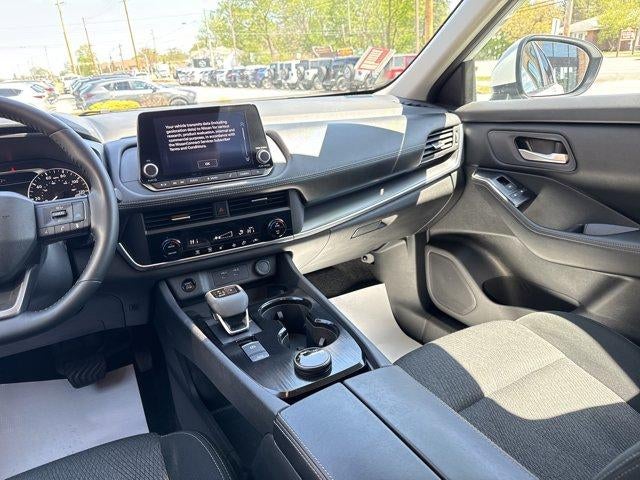 2025 Nissan Rogue AWD SV