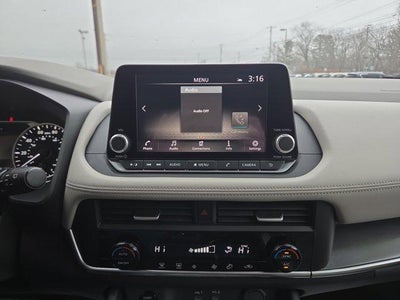 2025 Nissan Rogue AWD SV