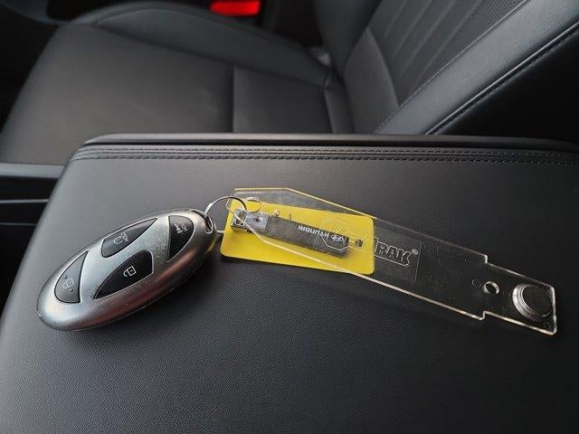 2025 Hyundai SANTA FE SEL AWD