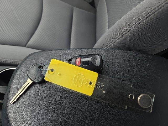 2013 Hyundai ELANTRA 4dr Sdn Auto GLS PZEV