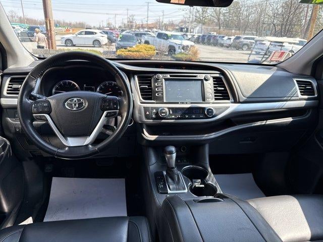 2017 Toyota Highlander XLE V6 AWD (Natl)