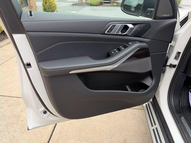 2026 BMW X5 xDrive40i Sports Activity Vehicle