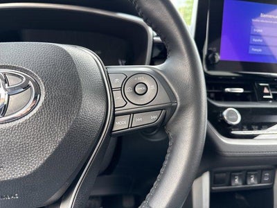 2025 Toyota Corolla Cross XLE 4WD (Natl)