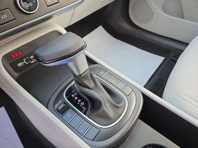 2025 Hyundai KONA SE AWD