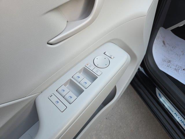 2025 Hyundai KONA SE AWD