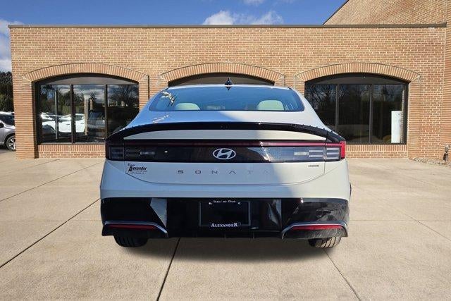 2025 Hyundai SONATA Hybrid SEL FWD