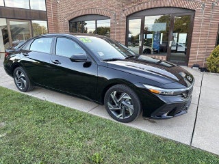 2025 Hyundai ELANTRA SEL Sport IVT