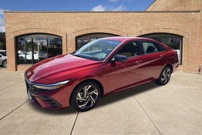 2025 Hyundai ELANTRA SEL Sport IVT