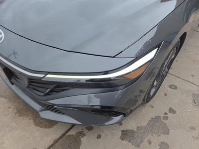 2025 Hyundai ELANTRA SEL Convenience IVT