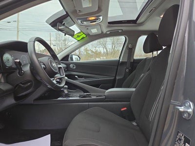 2025 Hyundai ELANTRA SEL Convenience IVT