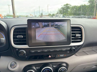 2025 Hyundai VENUE SEL IVT