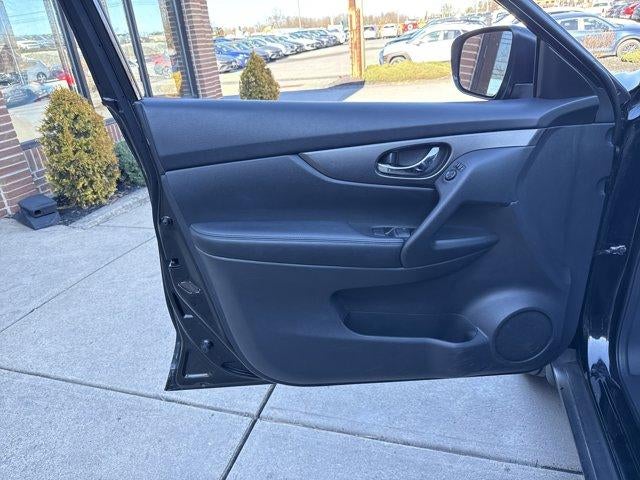 2016 Nissan Rogue AWD 4dr SV