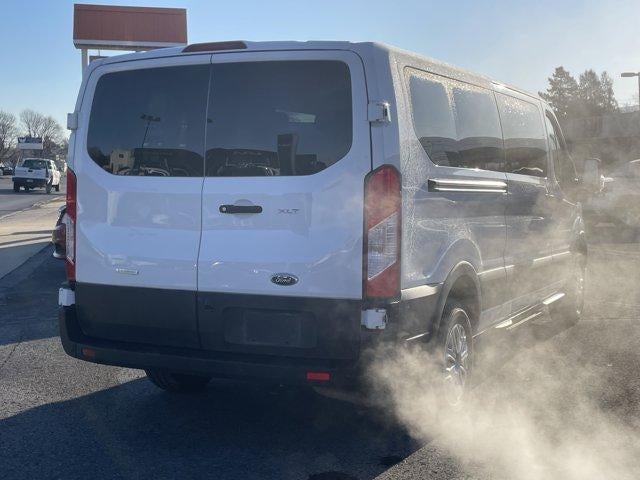 2023 Ford Transit Passenger Wagon T-350 148" Low Roof XLT RWD