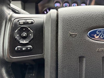 2015 Ford Super Duty F-250 SRW 4WD Crew Cab 6-3/4 Ft Box Lariat
