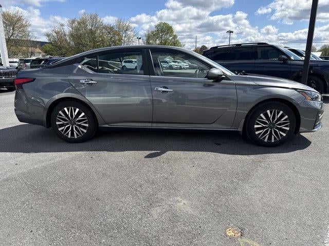 2023 Nissan Altima 2.5 SV Sedan