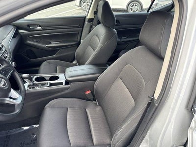 2024 Nissan Altima 2.5 SV Sedan