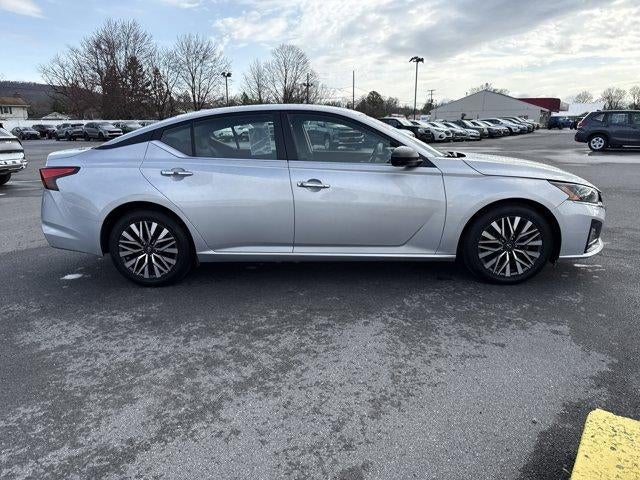 2024 Nissan Altima 2.5 SV Sedan