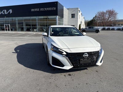 2023 Nissan Altima 2.5 SV AWD Sedan